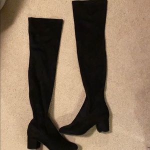 Over the knee suede black boots